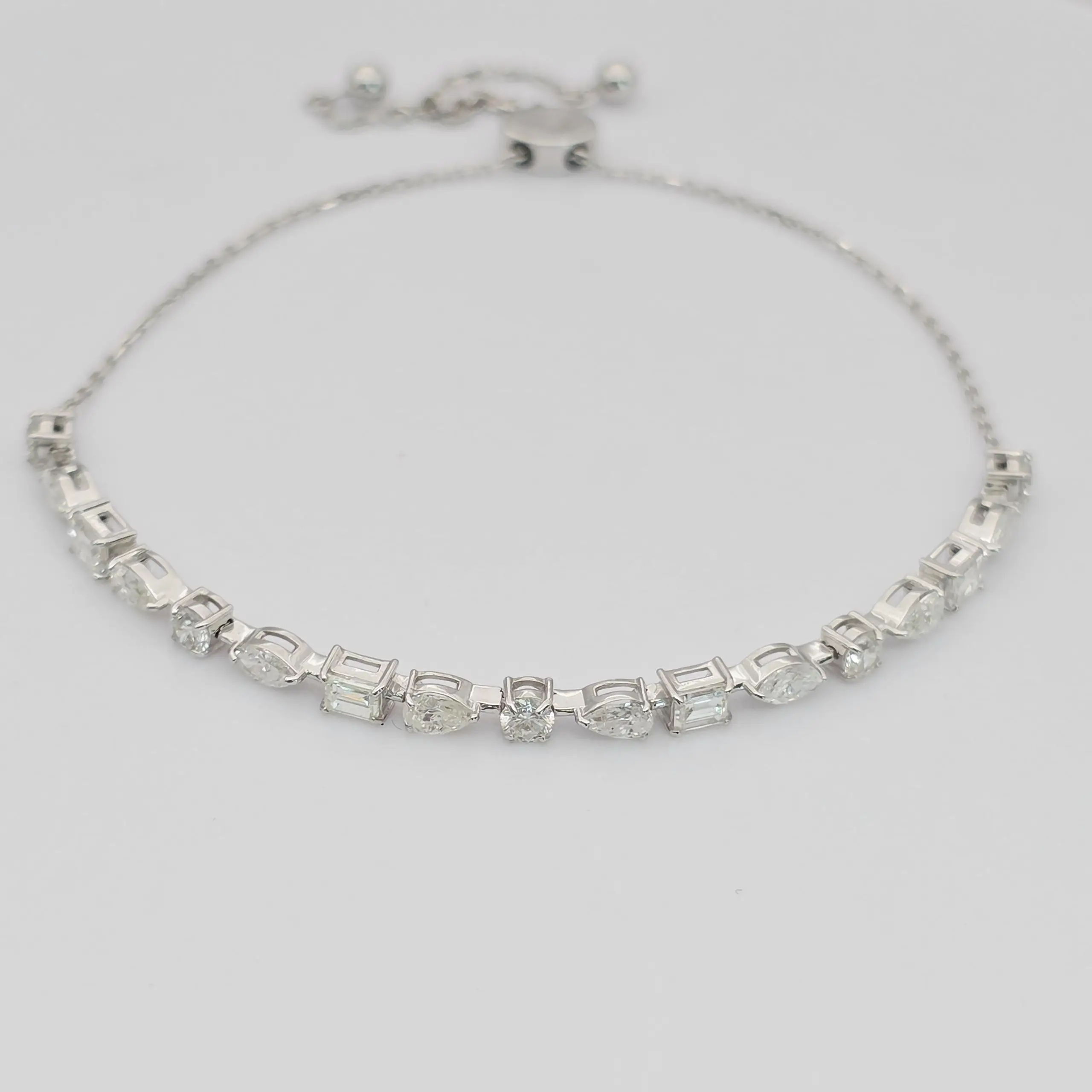 1.62 cts multi shape natural diamond tennis bracelet in 18K white gold