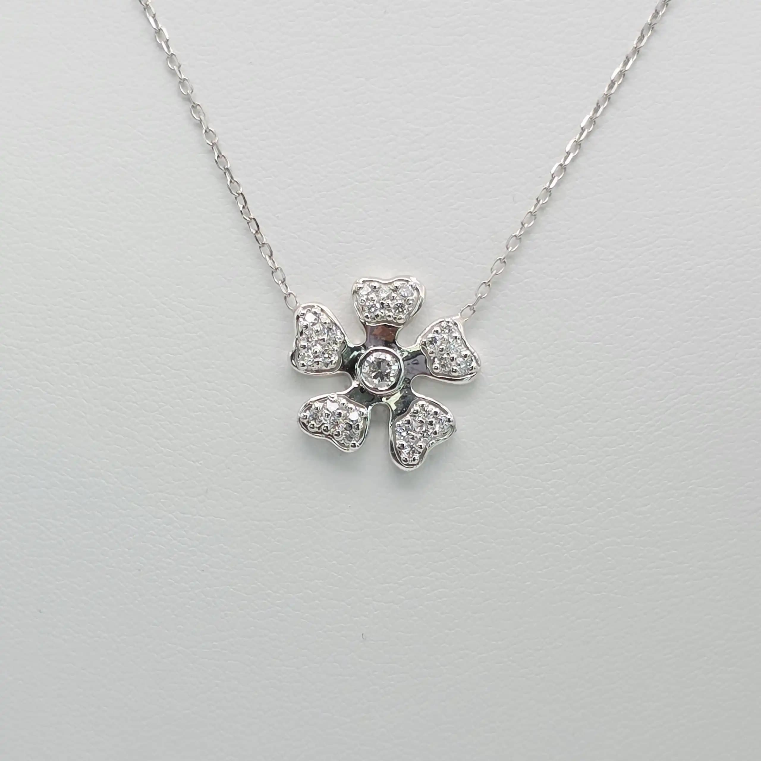 Diamond Flower Pendent Necklace