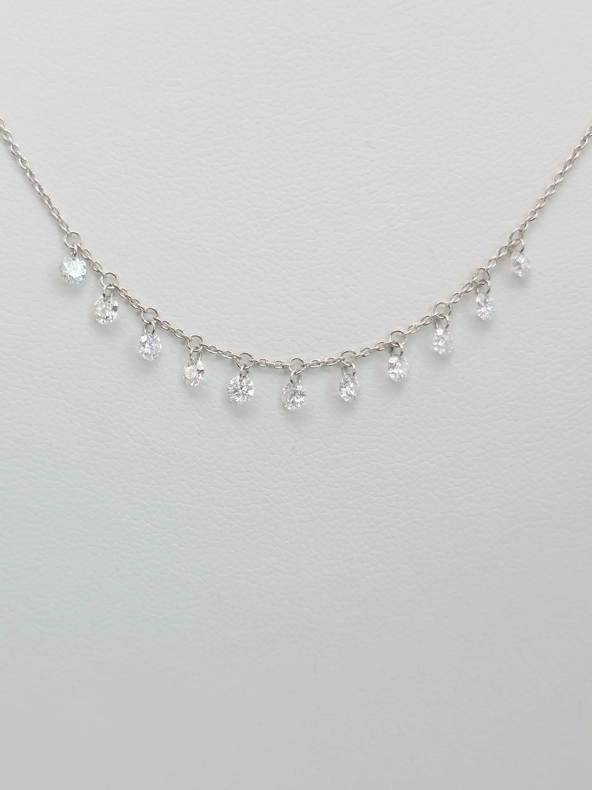 1.00 cts Floting Diamond Necklace