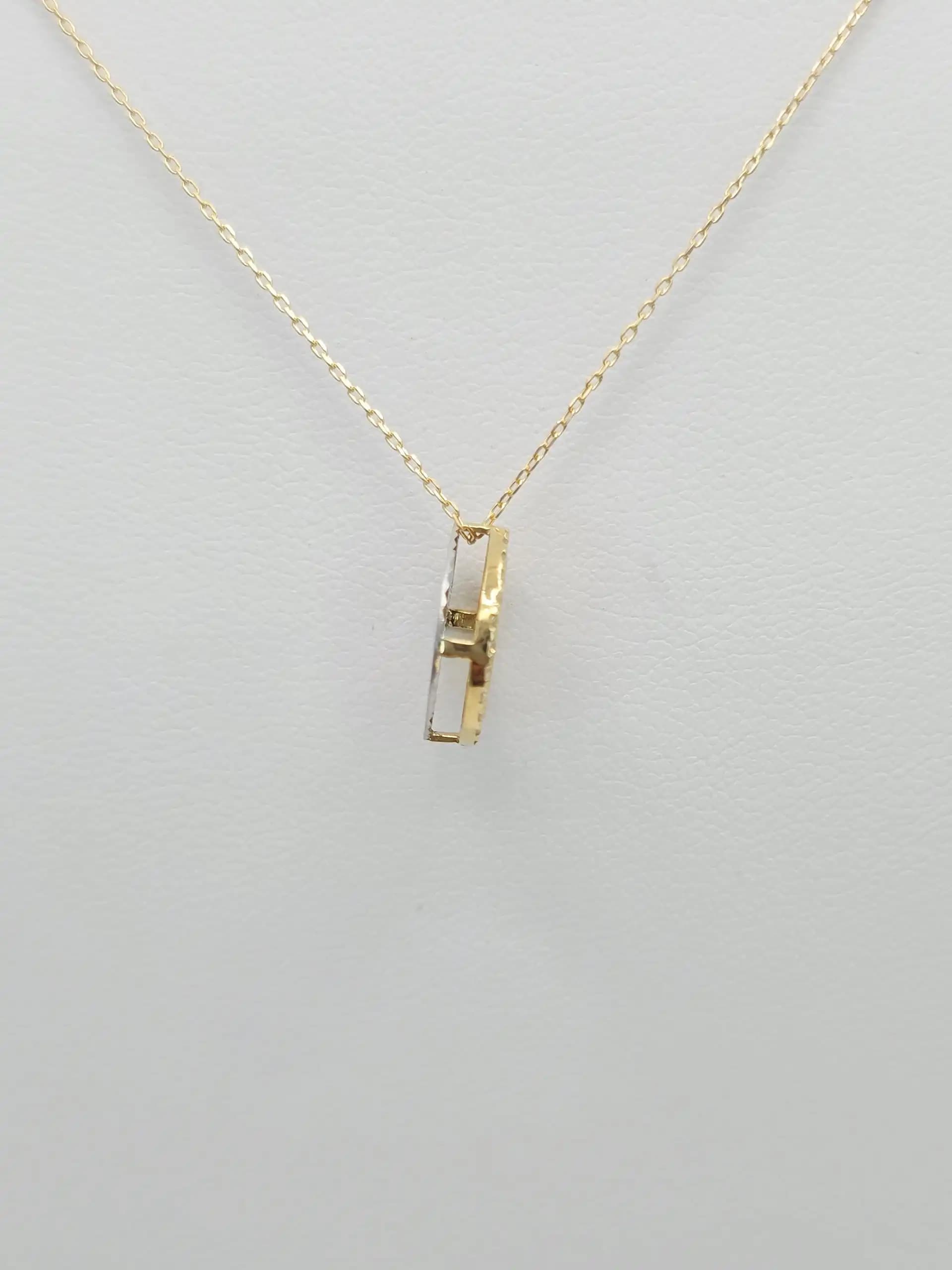 Round pendent Mecklace
