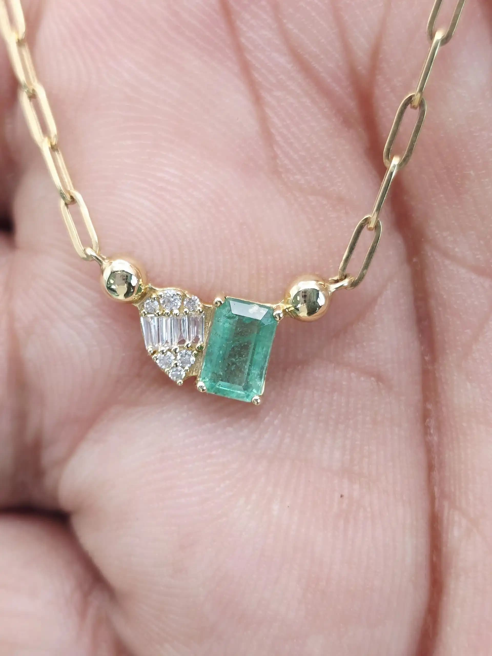 Pendent necklace