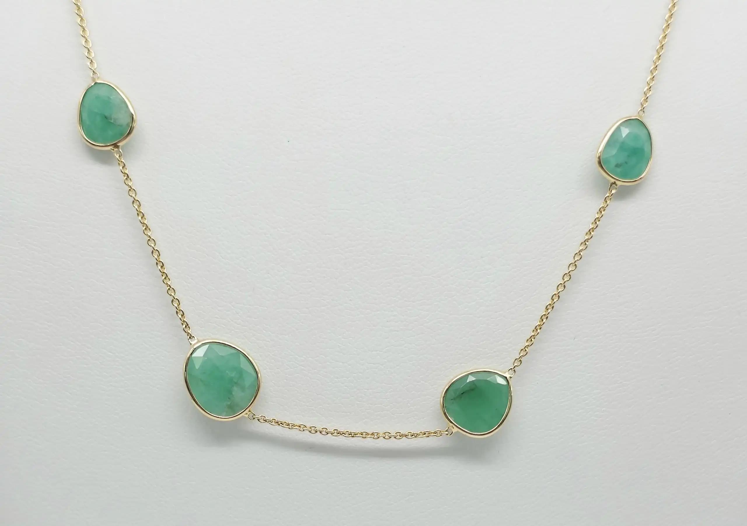 Emerlad Station Necklace