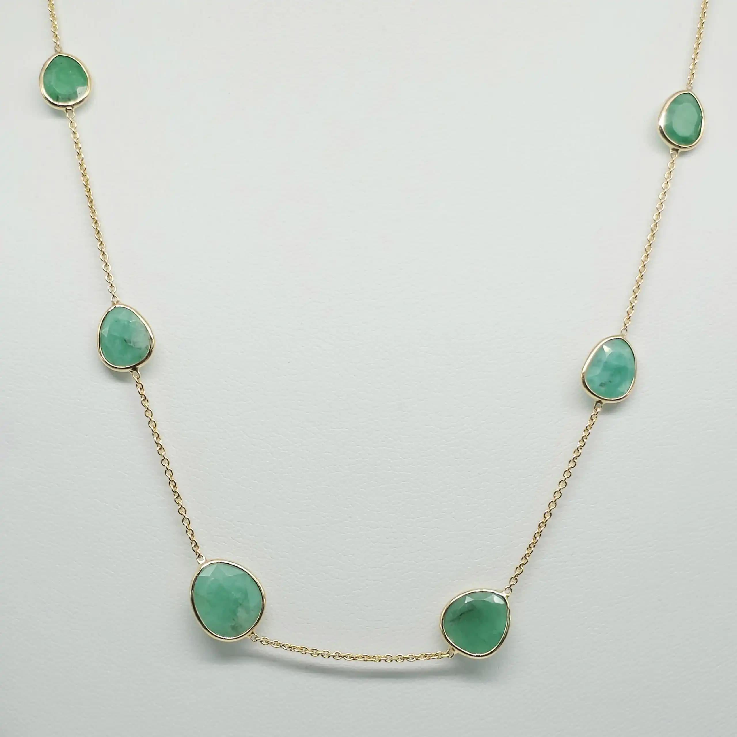 Emerlad Station Necklace