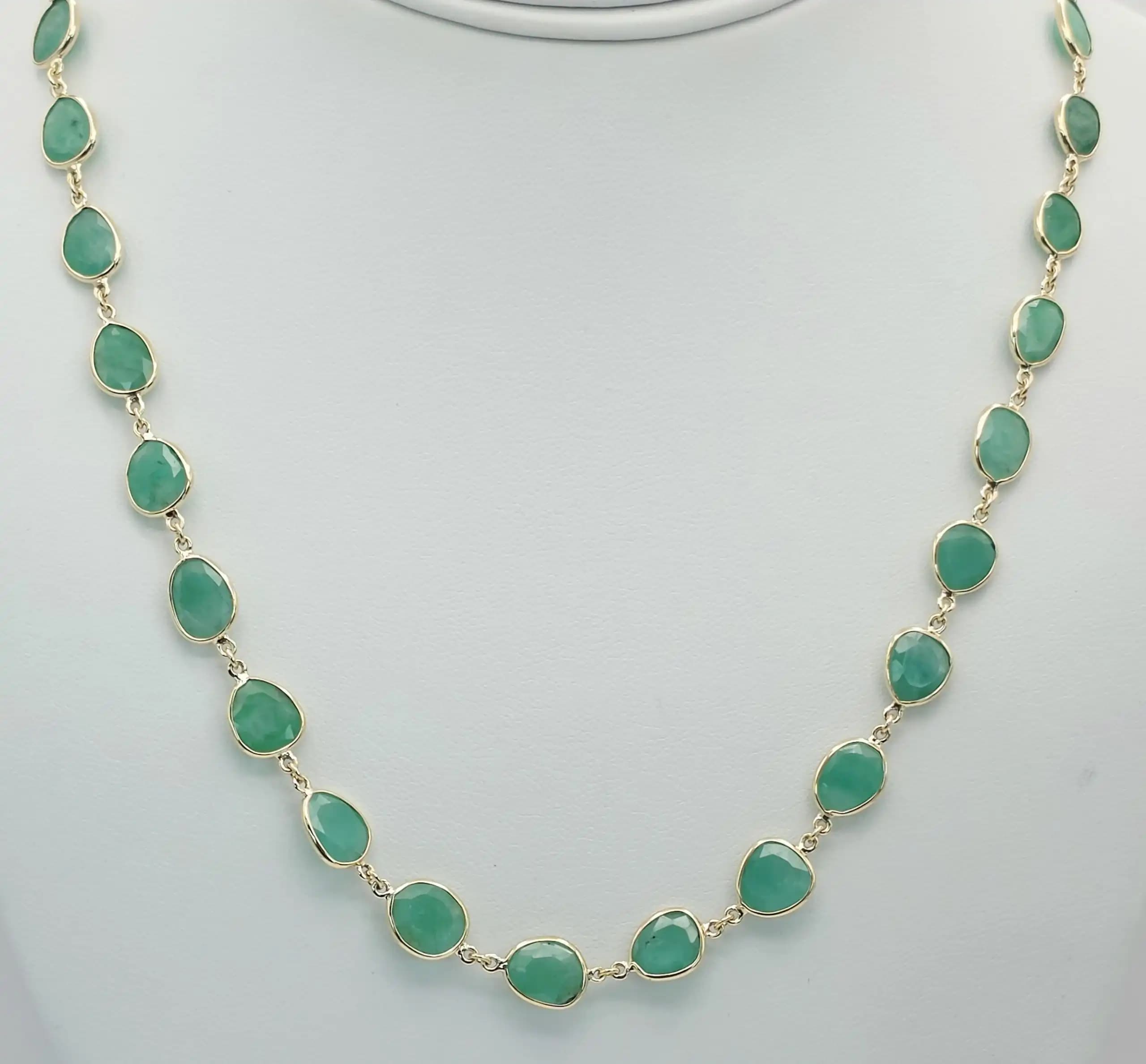 Emerlad Slice Chain Link Necklace