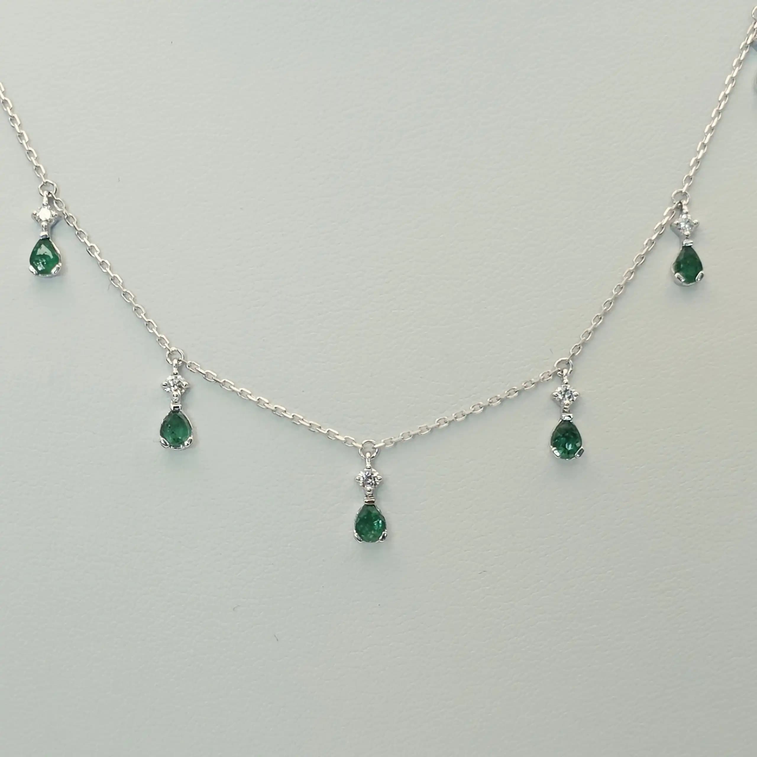 Emerlad Dengle Necklace