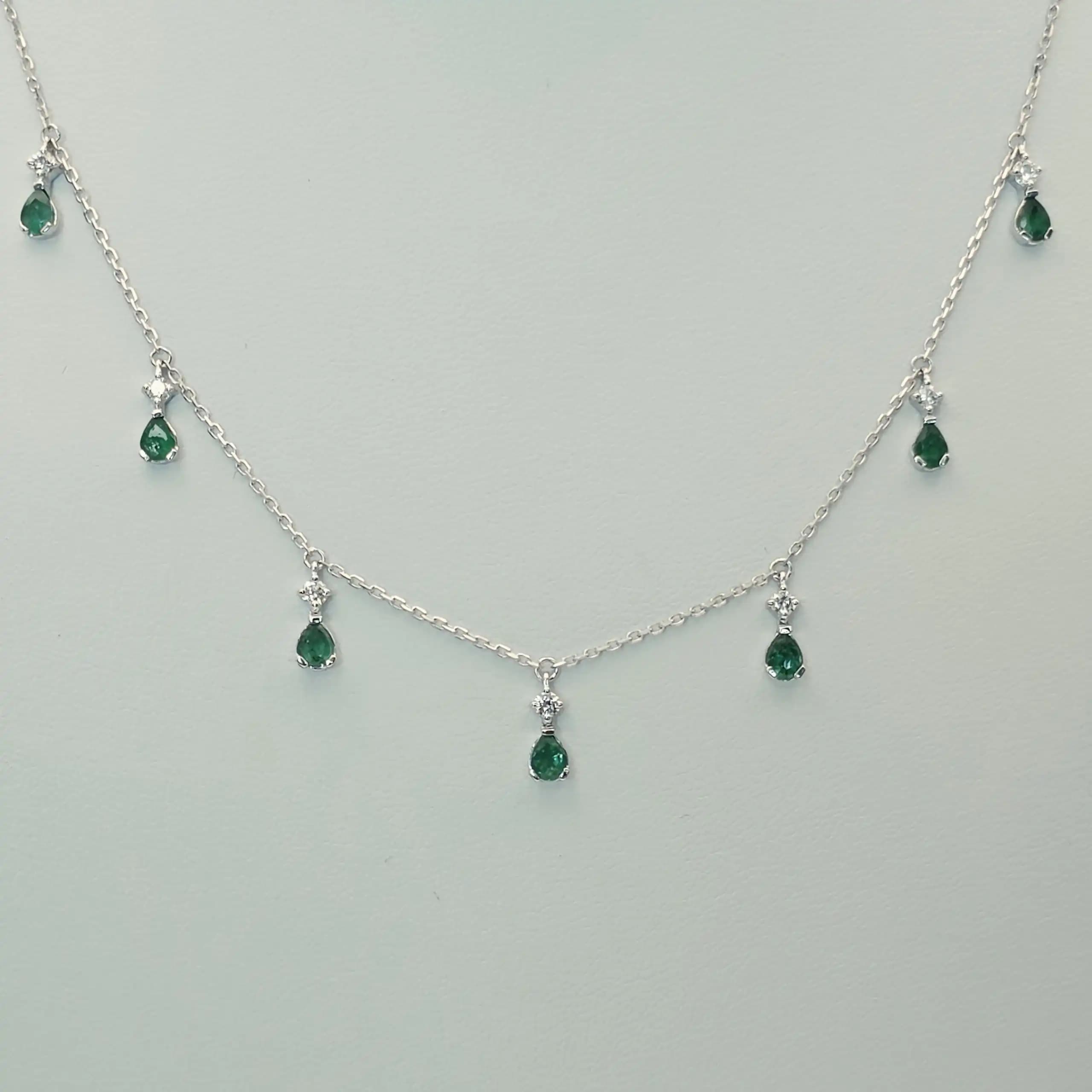 Emerlad Dengle Necklace