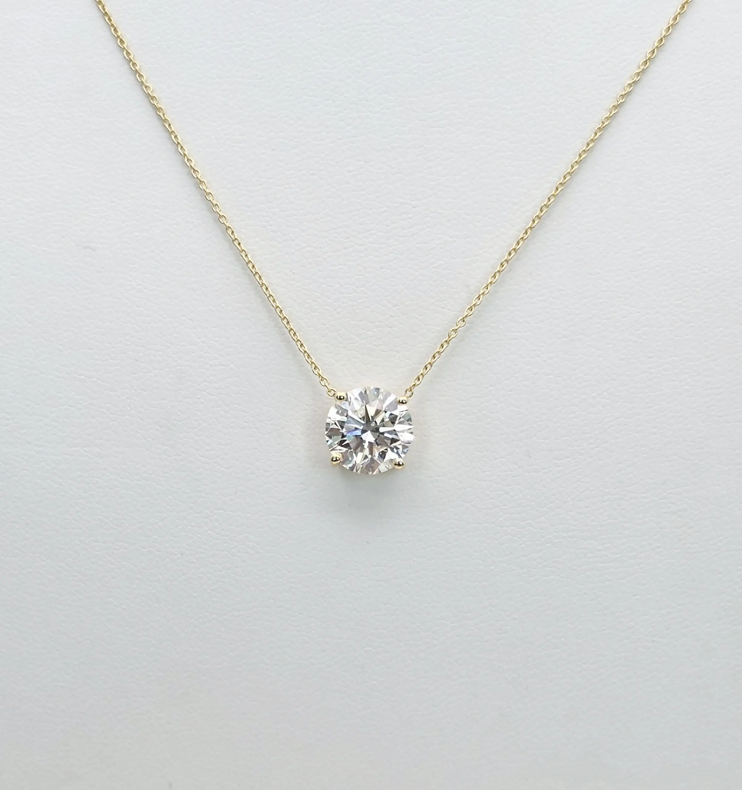 3.00 cts round lab grown diamond solitaire necklace in 14K yellow gold