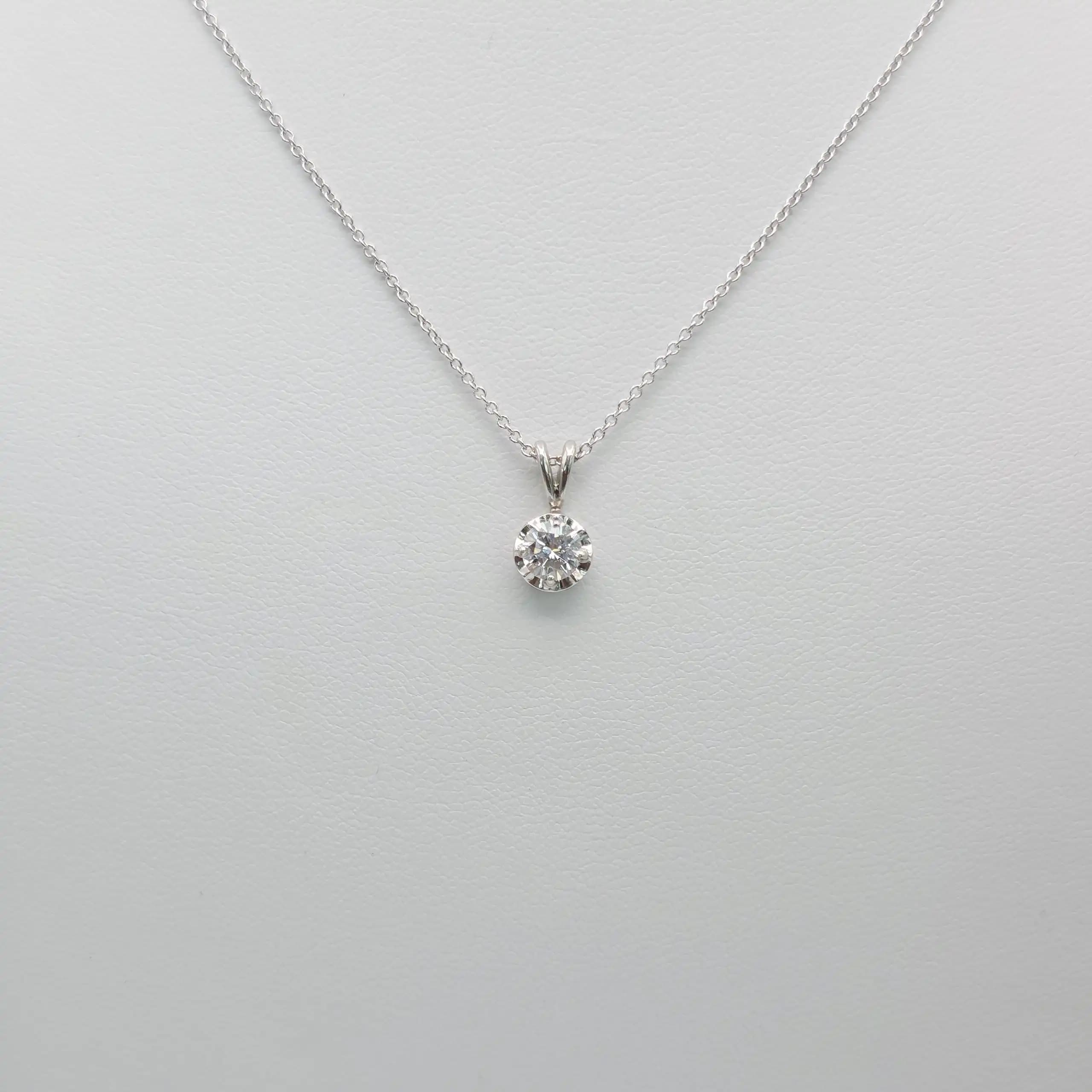 Diamond Solitaire Pendent Necklace
