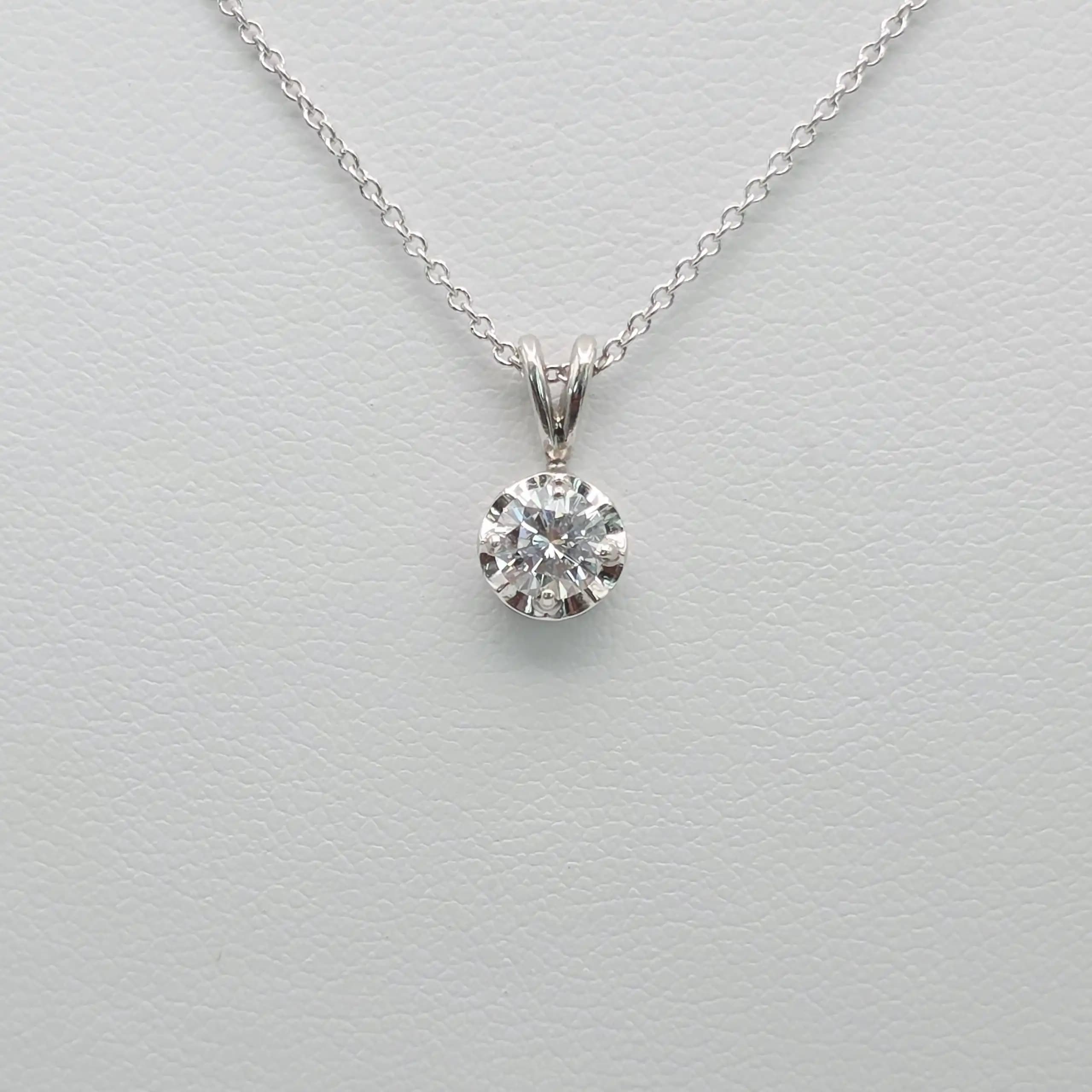 Diamond Solitaire Pendent Necklace