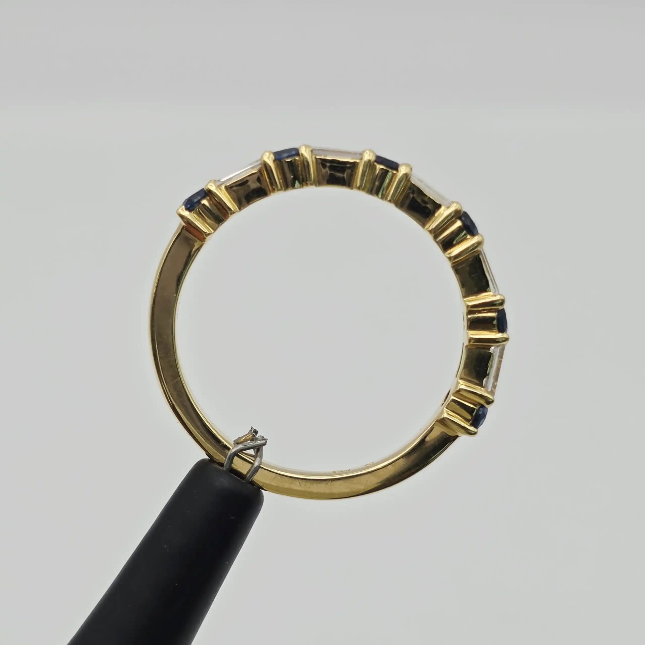 0.47 cts round natural blue sapphire and diamond band ring in 18K yellow gold