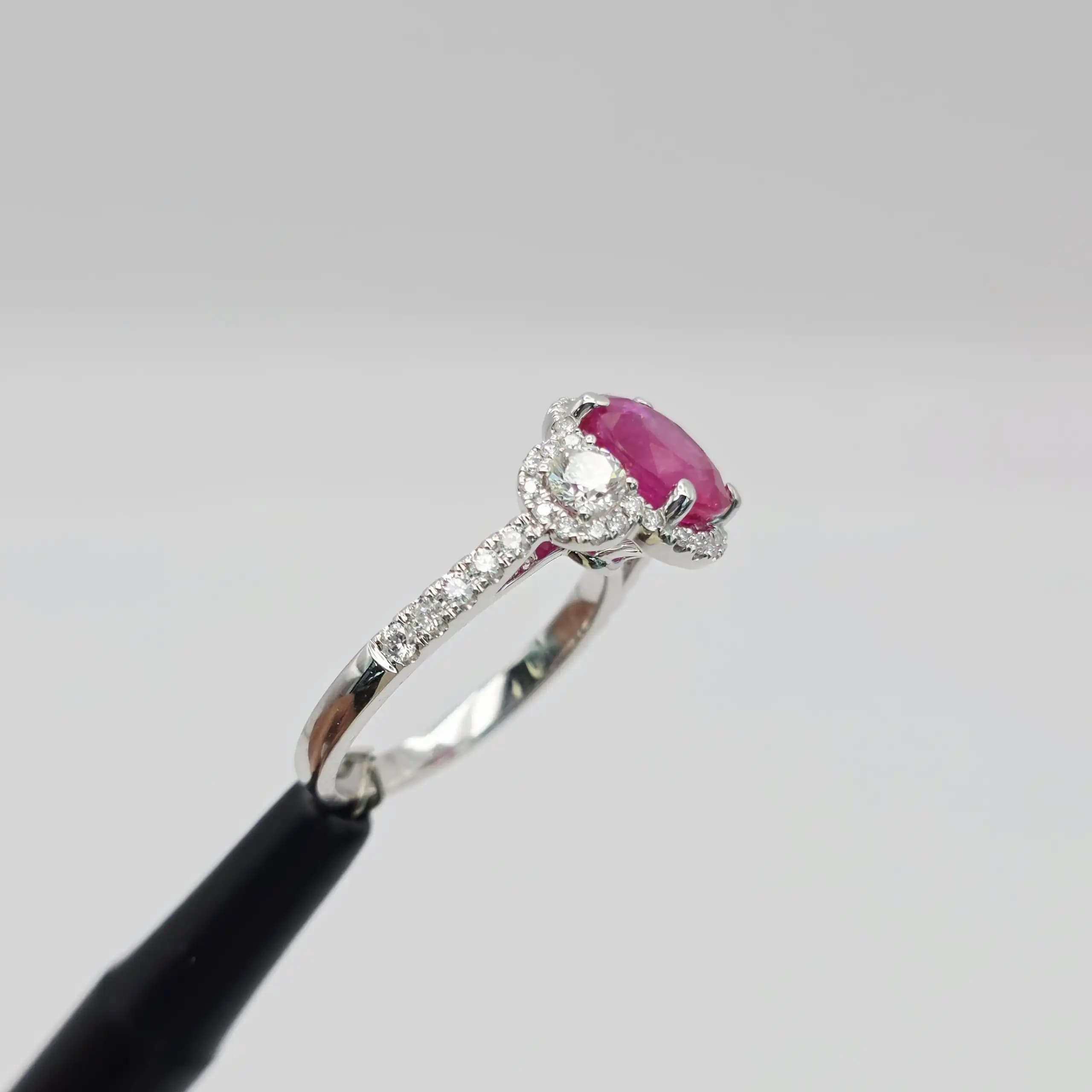 2.90 cts round shape natural ruby and diamond halo ring in 18K white gold