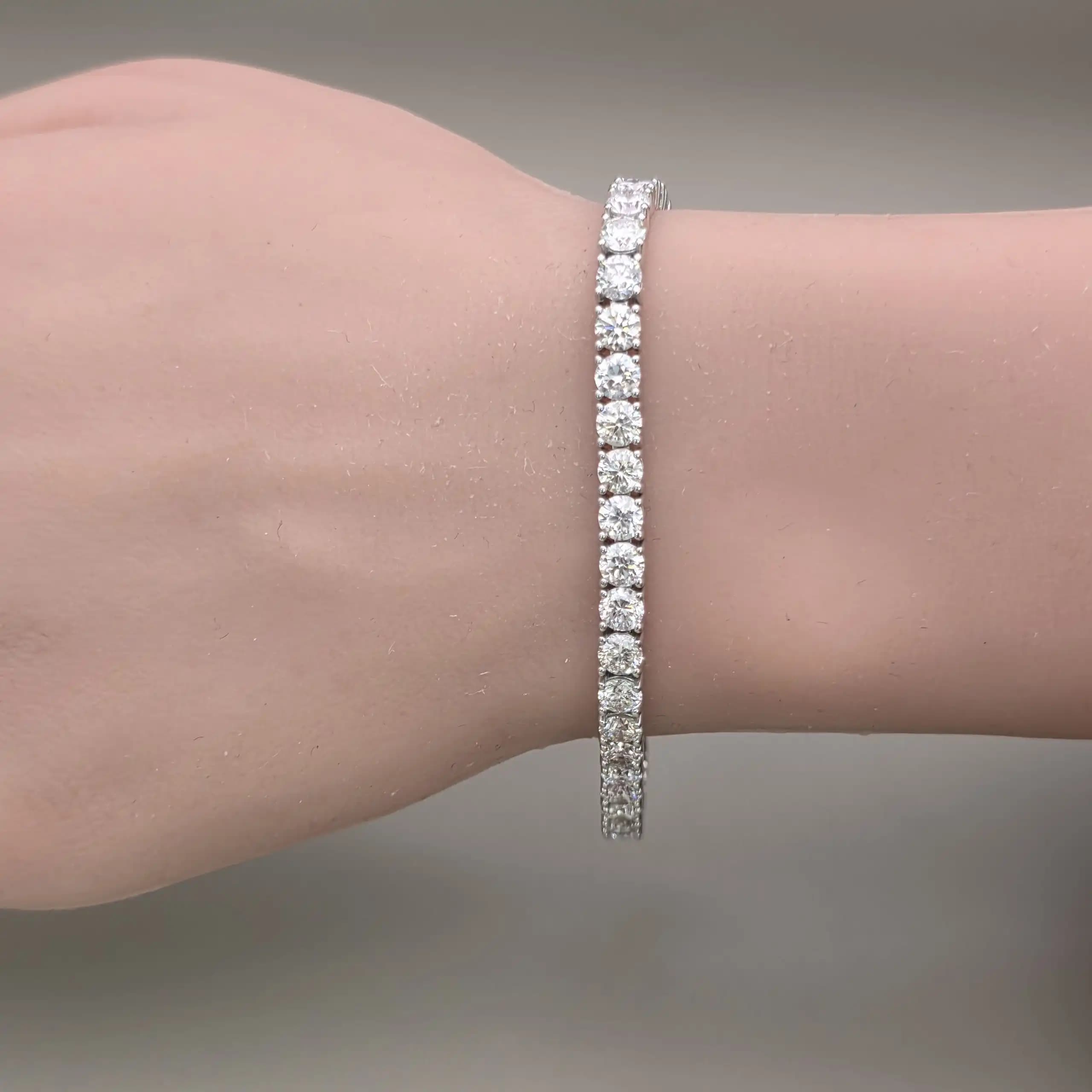 12.22 cts round natural diamond tennis bracelet in 14K white gold