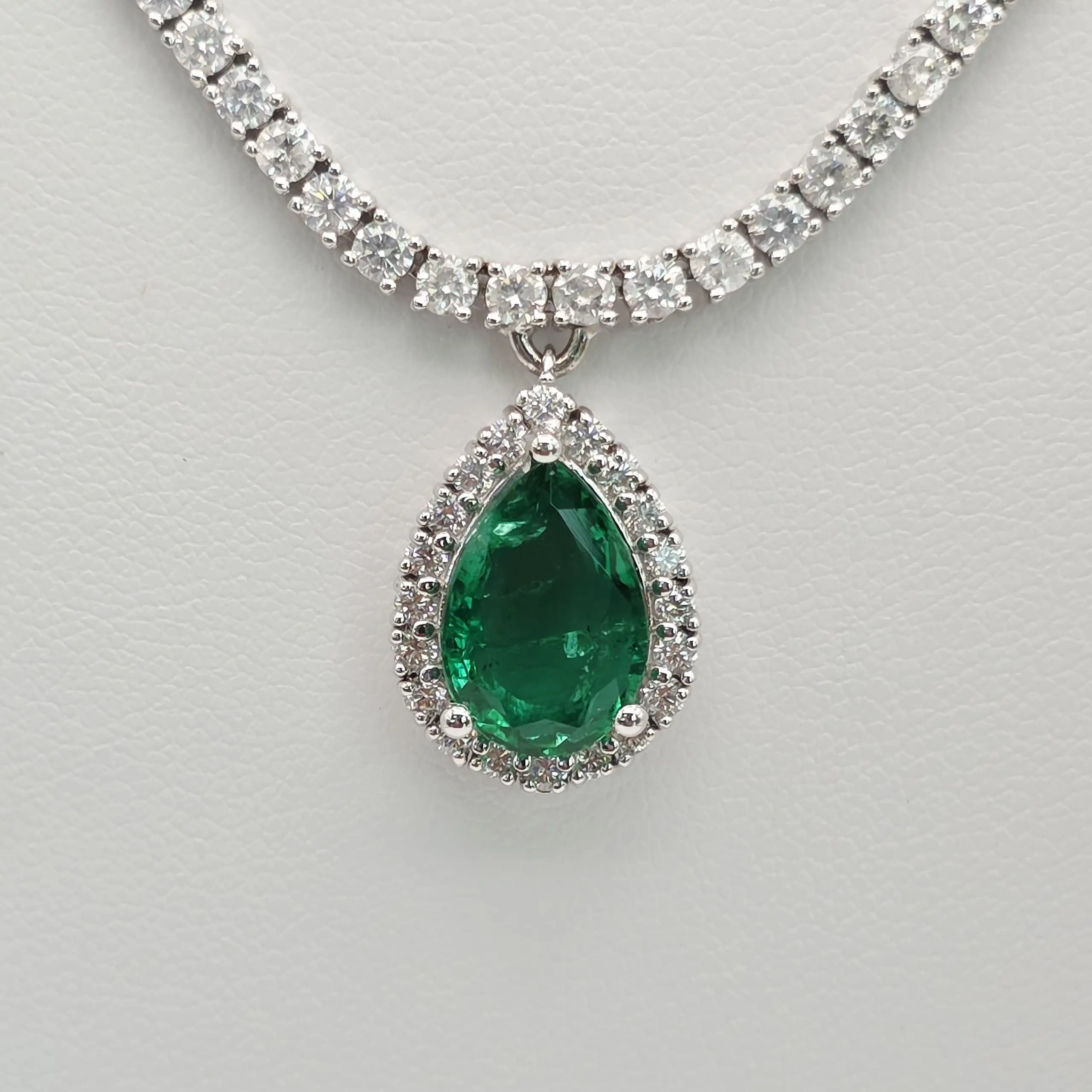 Emerlad Pendent Diamond Tennis Necklace